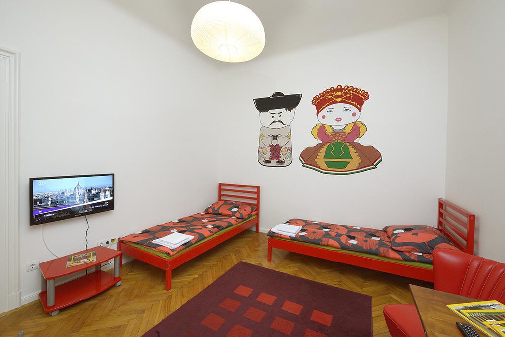 Retro Apartment Budapest Værelse billede