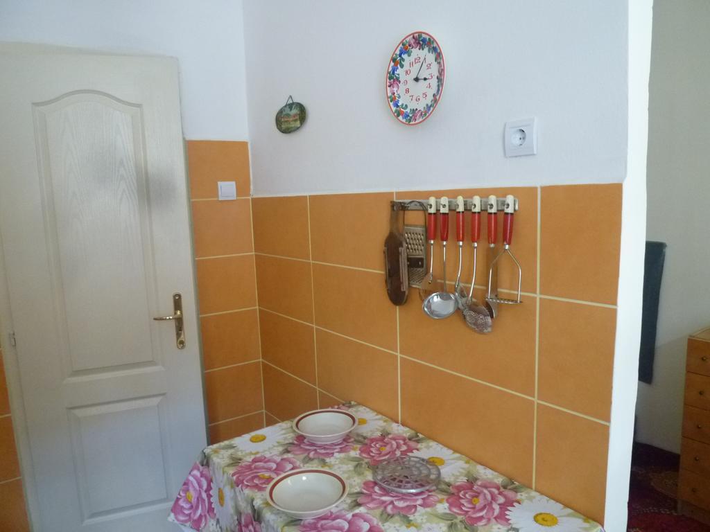 Retro Apartment Budapest Eksteriør billede